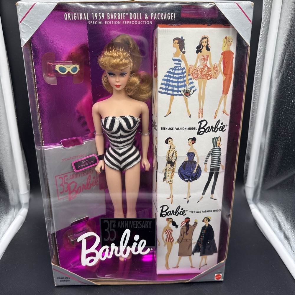 35th Anniversary Barbie Blonde Doll Teen Age Fashion Model 1993 Mattel #11590